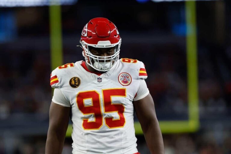 Chiefs in trouble after Thanksgiving loss at Cowboys