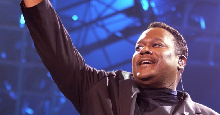 Who Is Luther Vandross? What to Know After Cher’s Grammys Reference