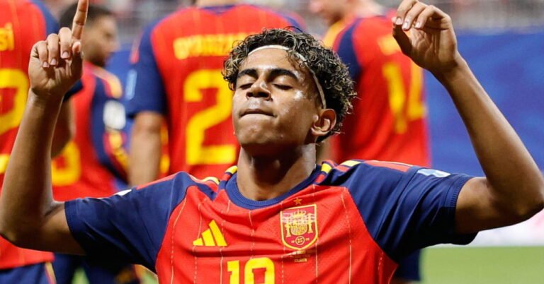 Spain v Austria: Commentary, updates, goals and stats for World Cup round-of-32 clash