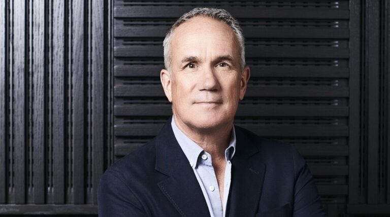 Tom Corson promoted to new role as COO of Warner Music Group