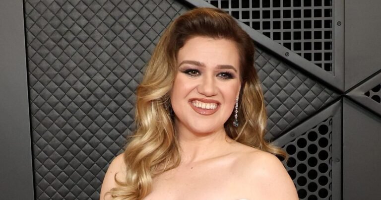 Brooklyn Store at Center of Kelly Clarkson Drama ‘Responds’