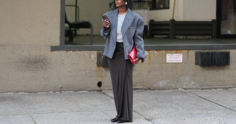 Shop 15 Chic Ponte Skirts for Effortless Fall and Winter Style